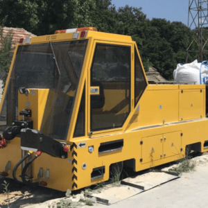 ES1000 акумуляторний маневровий локомотив