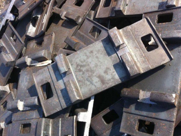 track structure materials