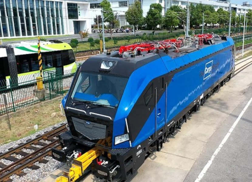 гибридный электровоз