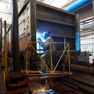 Юго-Западная железная дорога обновила 182 грузовых вагона