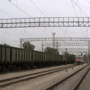 сократила железнодорожные отгрузки