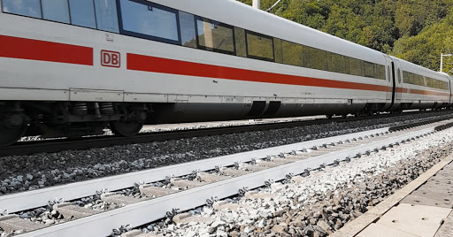 випробувань рейок, пофарбованих у білий колір