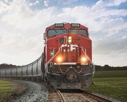 Canadian Pacific получила