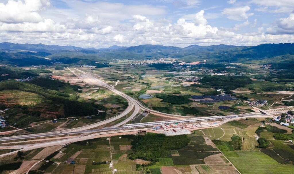 Laos-China railway will start operating in December