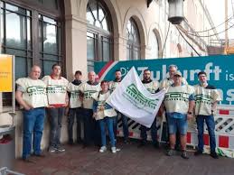 против забастовки машинистов