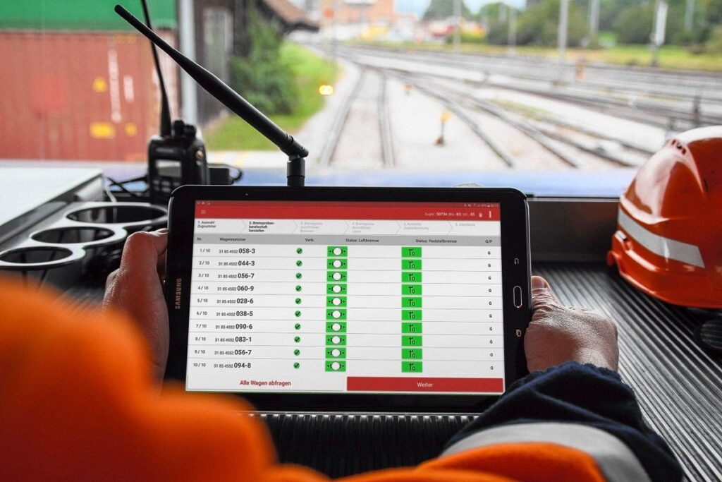 системы автоматического опробования тормозов грузовых поездов