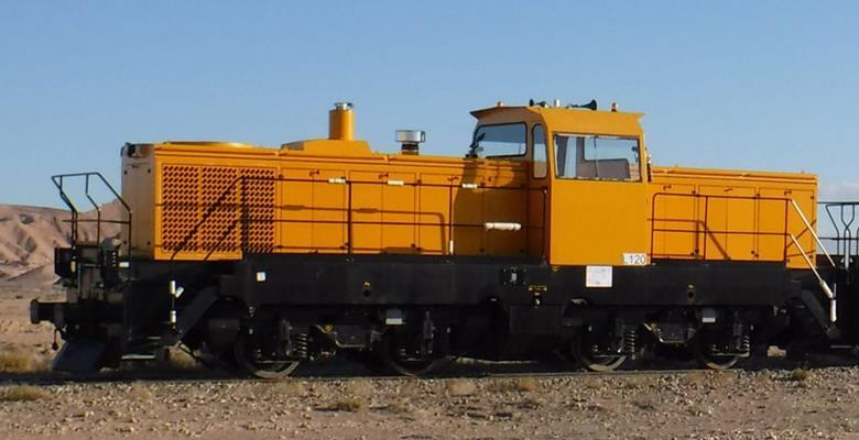 строить локомотивы