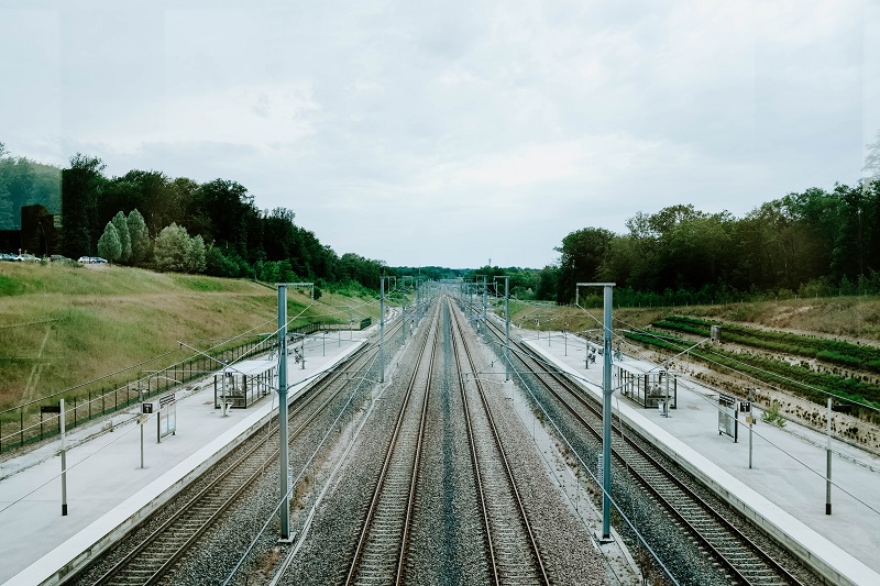 на железные дороги