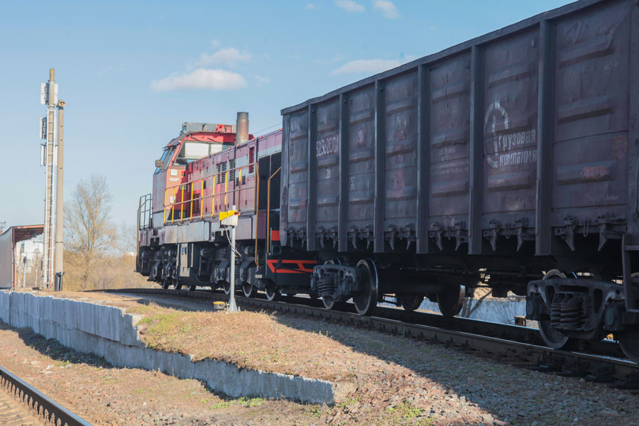 control system for shunting locomotives