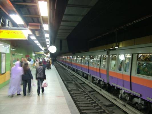 поїзди метро
