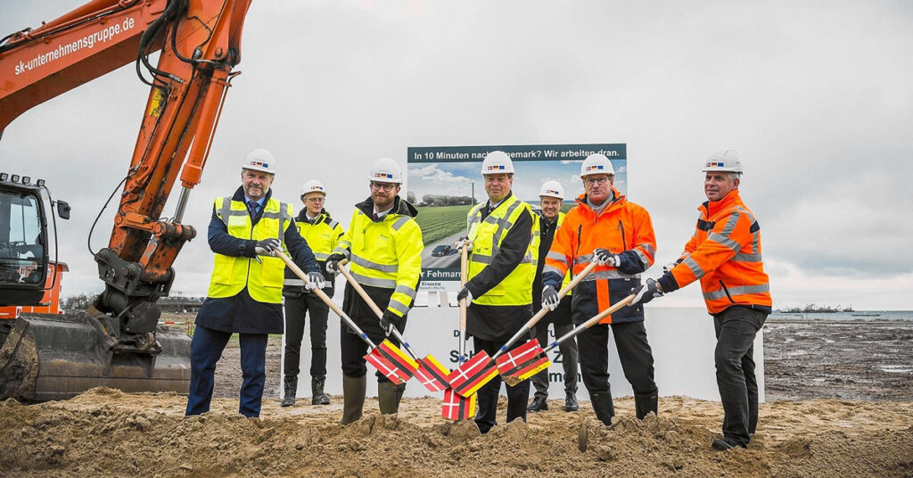 будівництво найдовшого у світі підводного тунелю будівництво найдовшого у світі підводного тунелю