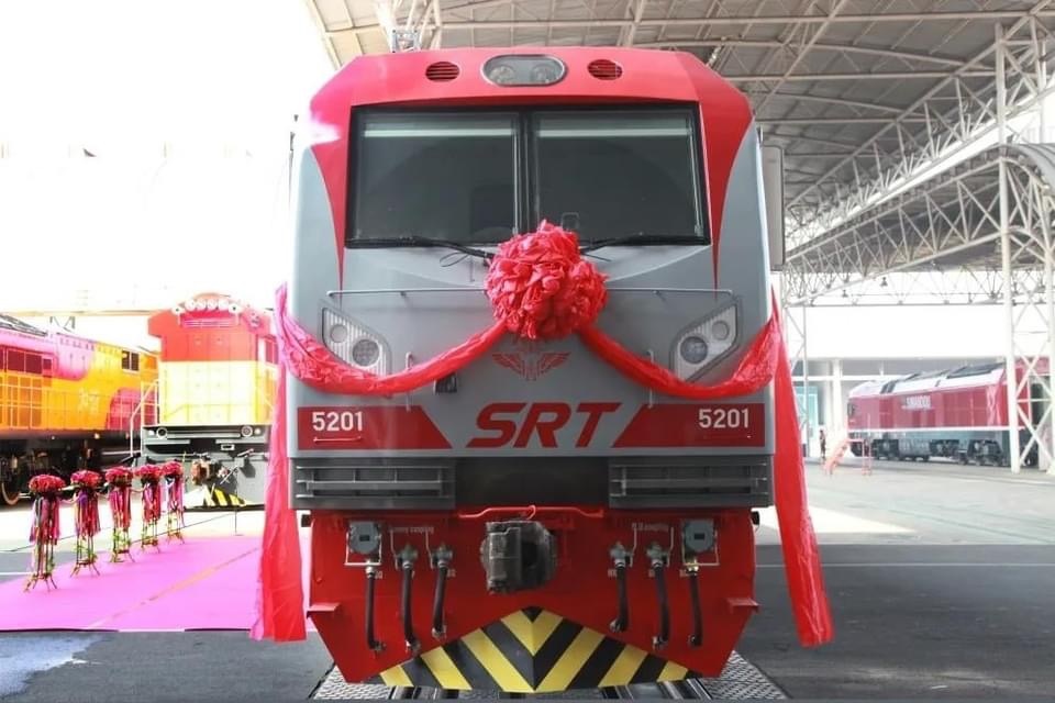 партия локомотивов