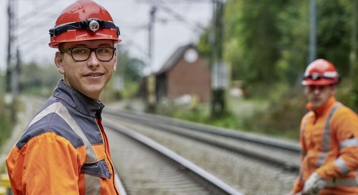 електромонтерів контактної мережі1 електромонтерів контактної мережі1