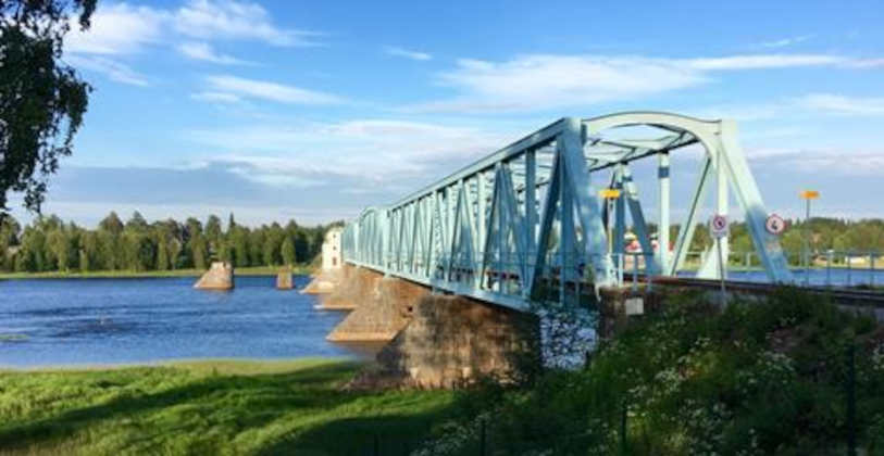 Залізничне сполучення