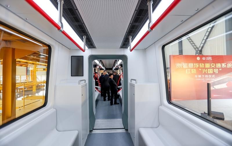 Skytrain «летающий» поезд»