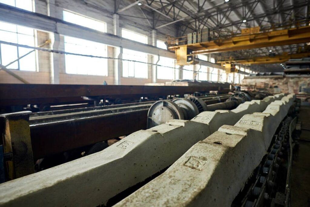UZ sleeper factories