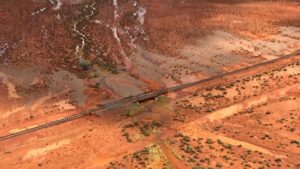 закрыто движение по железной дороге