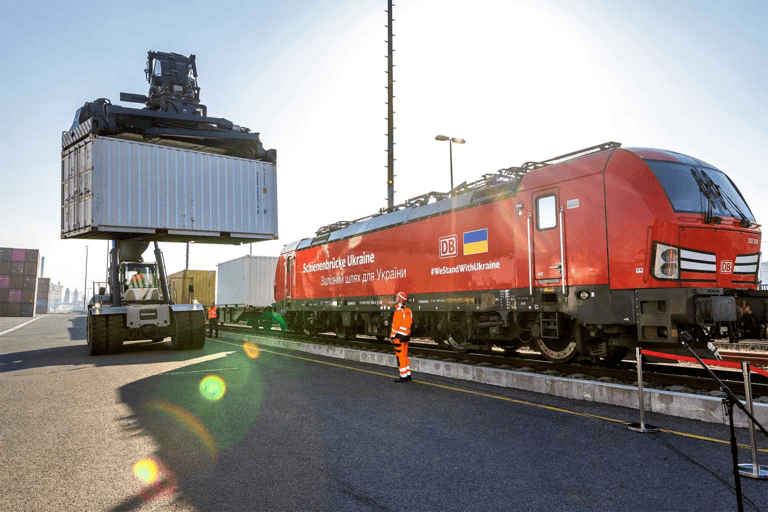 продають спеціальну версію моделі Vectron