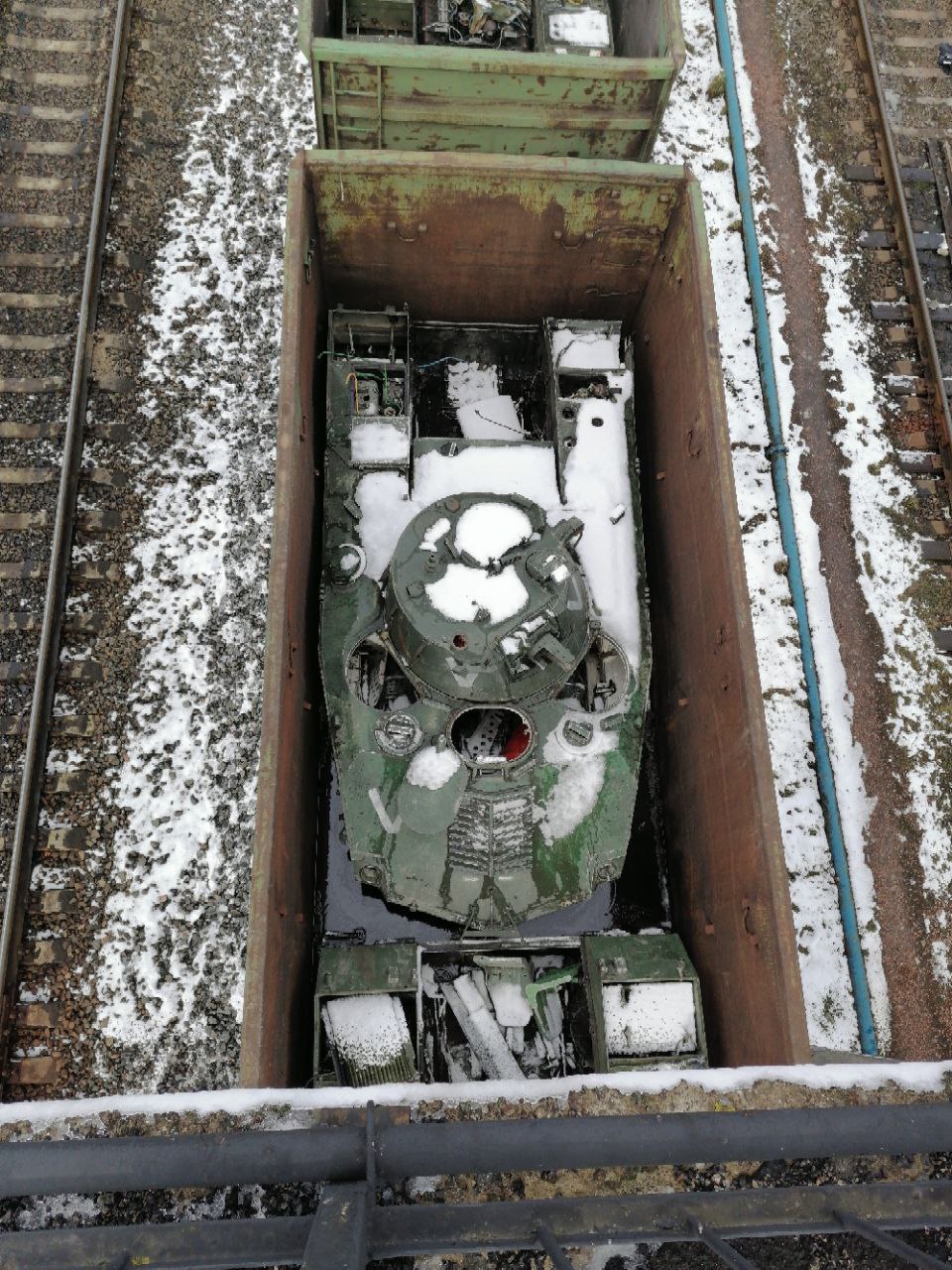 поврежденной российской военной техникой.