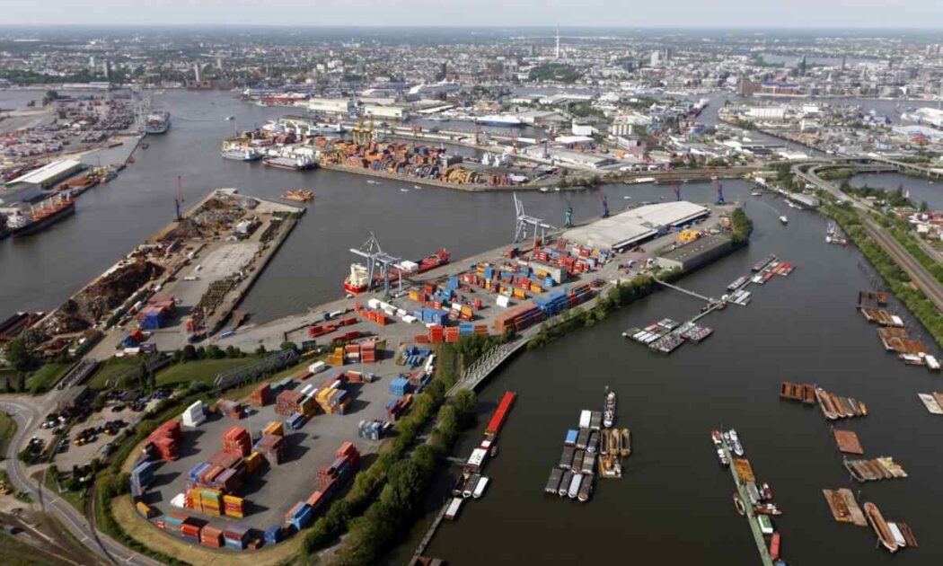 EU closed ports for Russian ships