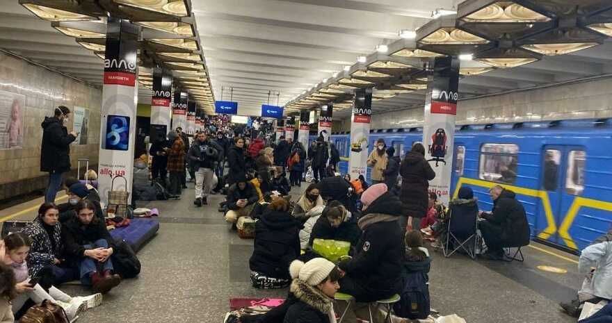 переименуют станции метро