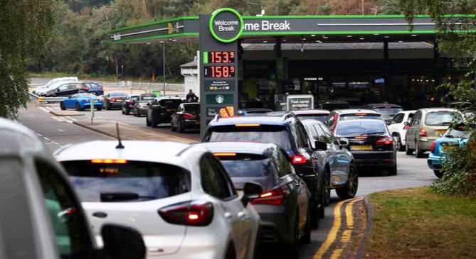 Предельная цена на бензин повышена