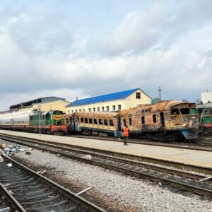 отстроить инфраструктуру Украины