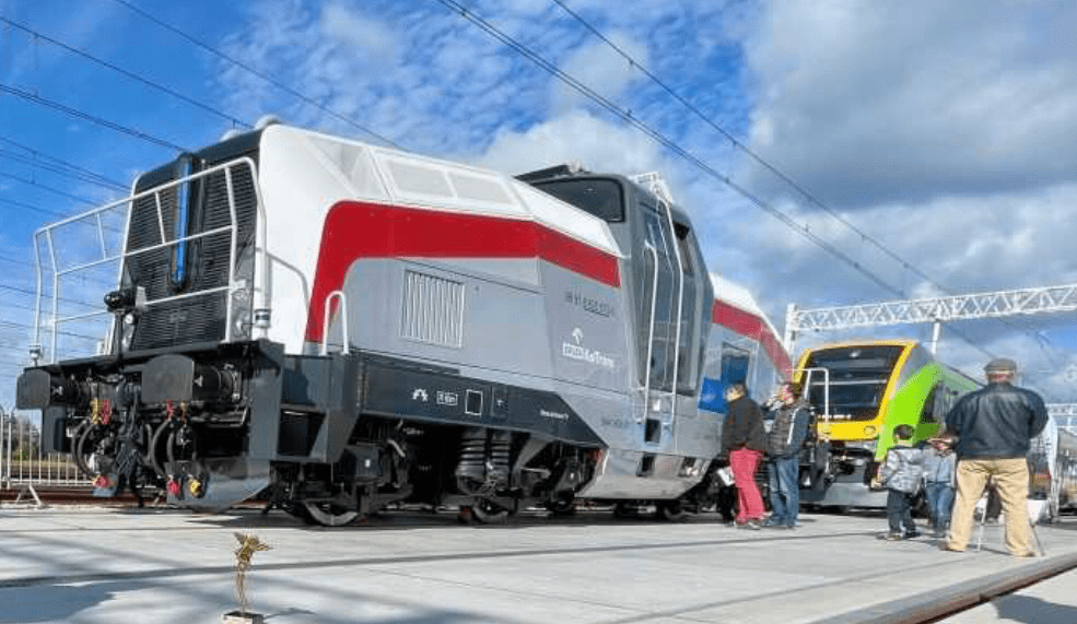 The hydrogen locomotive