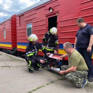 пожарным Укрзализныци