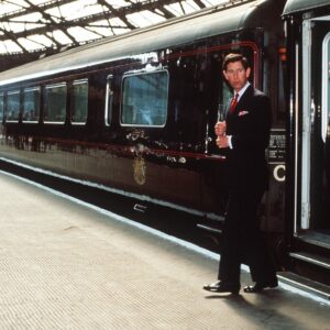 Королівські поїзди та вагони