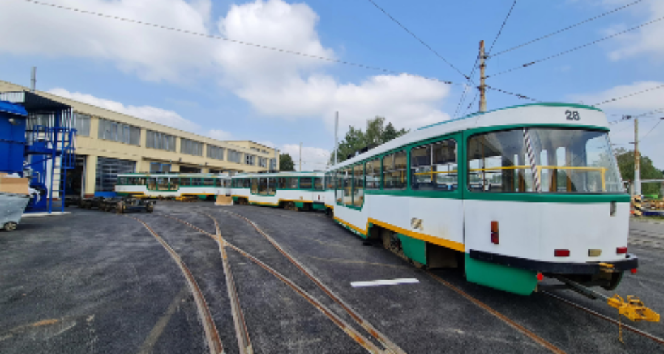 overhaul of eight more trams