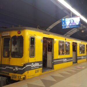 Придбає вагони метро