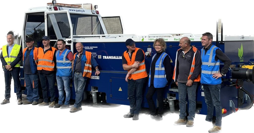 ES3000 battery shunting locomotive