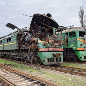 відновлення залізничної інфраструктури та закупівлю рухомого складу