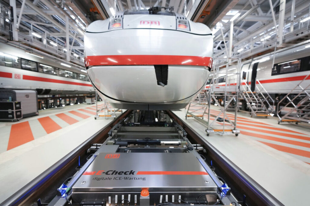 DB develops E-Check for ICE with robotics and AI