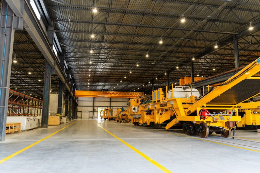 Plasser & Theurer розширює свої виробничі потужності