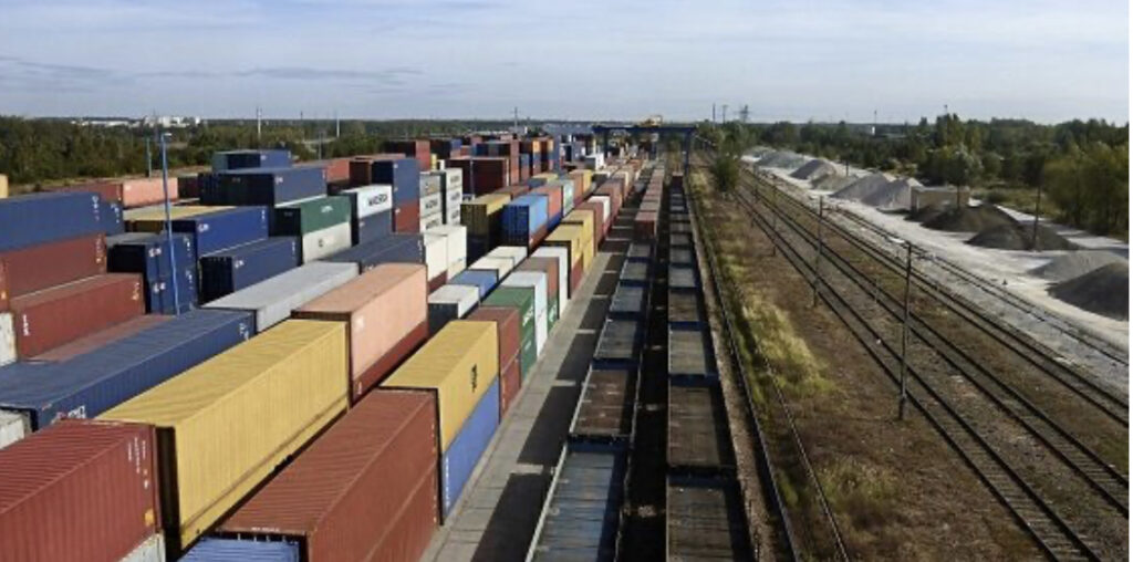 Construction of an intermodal terminal