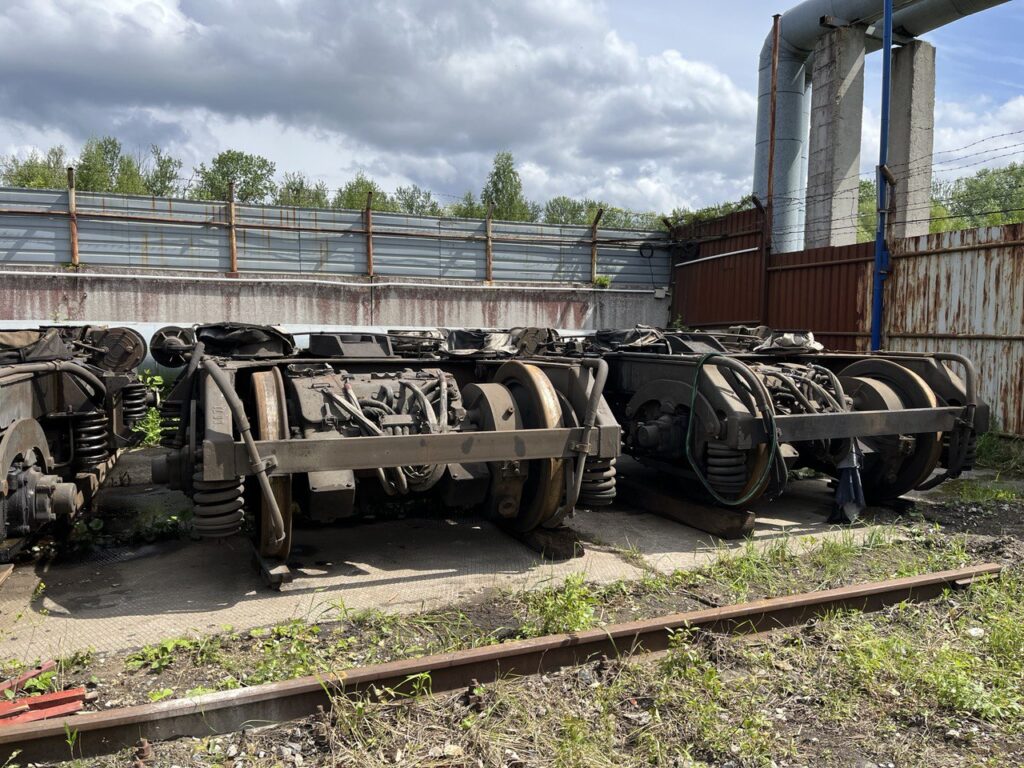 Тележка в сборе для тепловоза