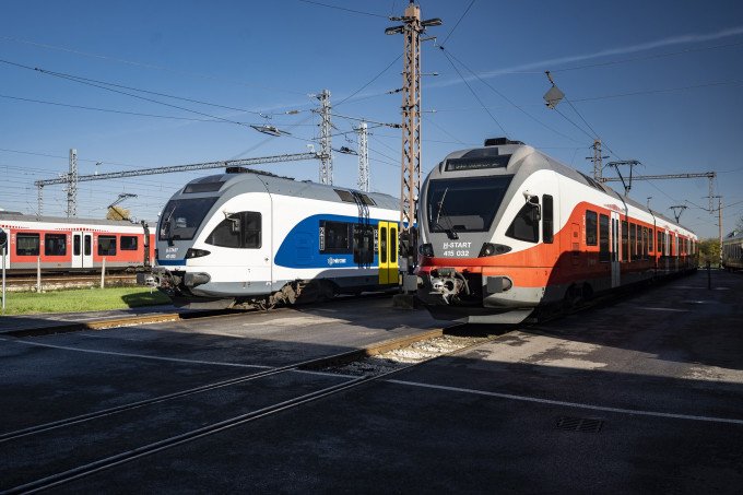 Delivery of electric trains to Hungary