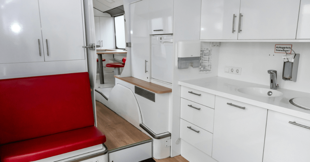 Ukrzaliznytsia will establish mobile medical check-ups for employees