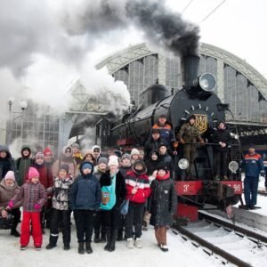Укрзализныця открыла сезон Рождественских экспрессов!