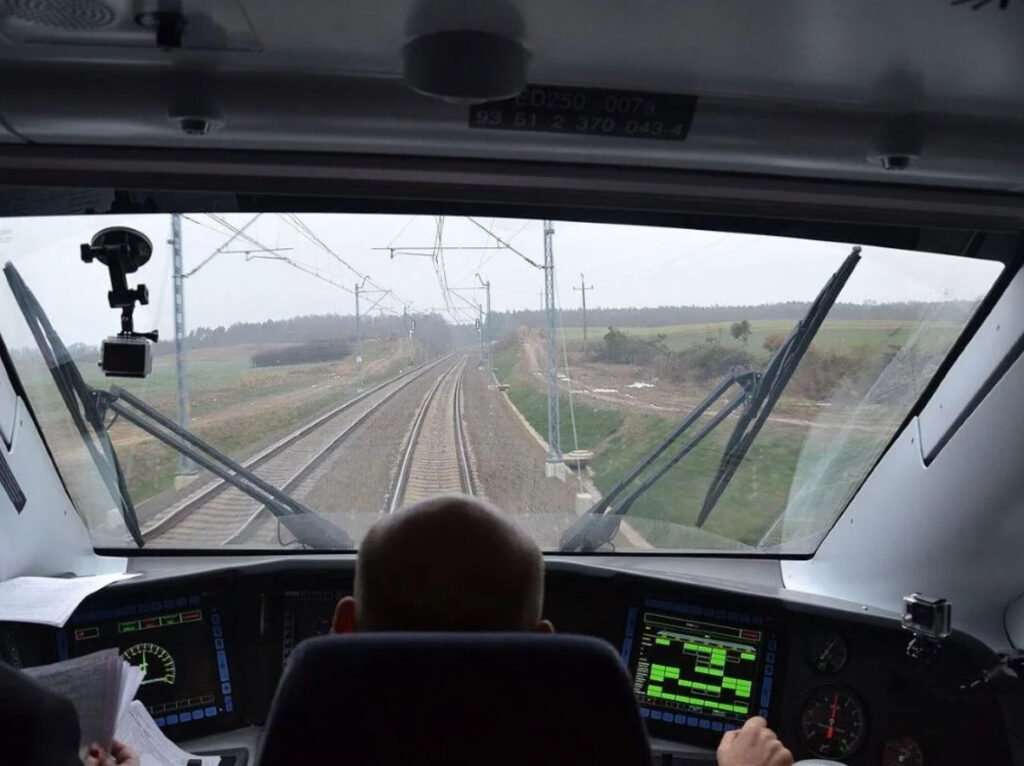 strikes are paralyzing railways