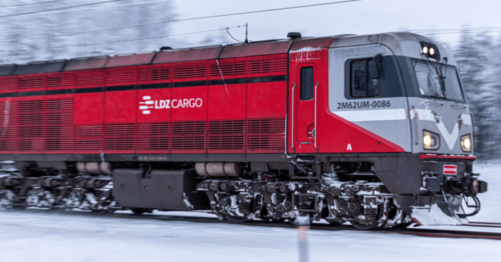 developing railway freight transportation