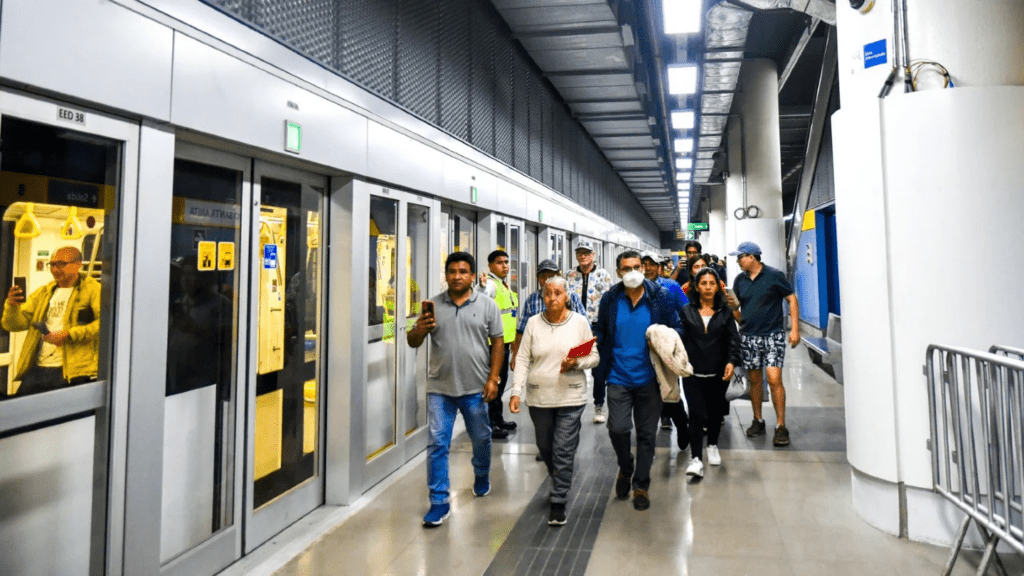 The first underground metro in Peru