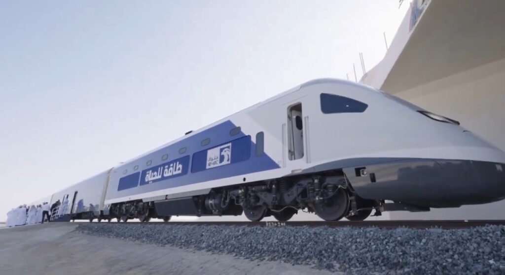 Швидкісний дизель-поїзд системи push-pull від китайської CRRC