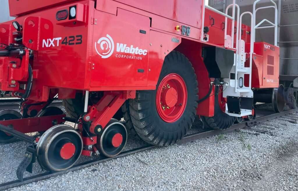 Traction modules with combined movement