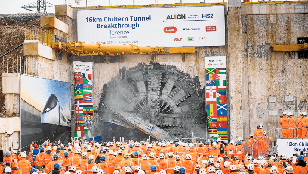 The laying of the longest tunnel on the British HSR