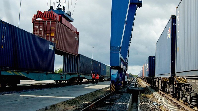 Kazakhstan aims to increase the volume of transportation along the Middle Corridor