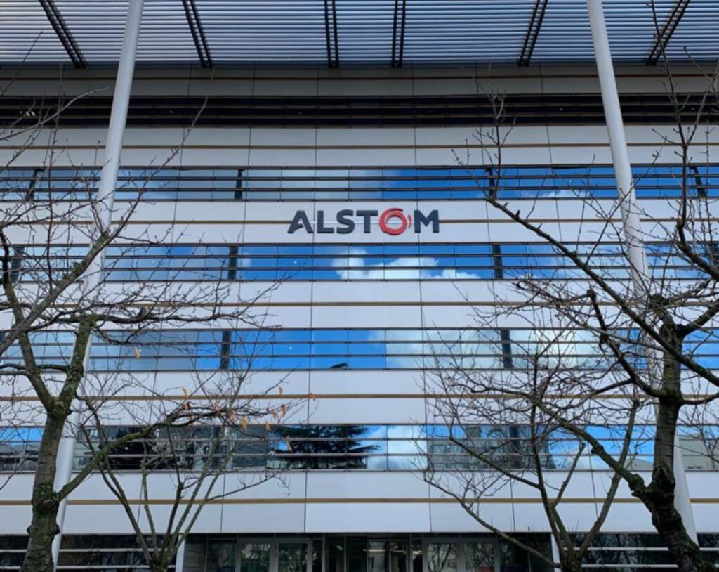 проектування та будівництво трамвайної лінії