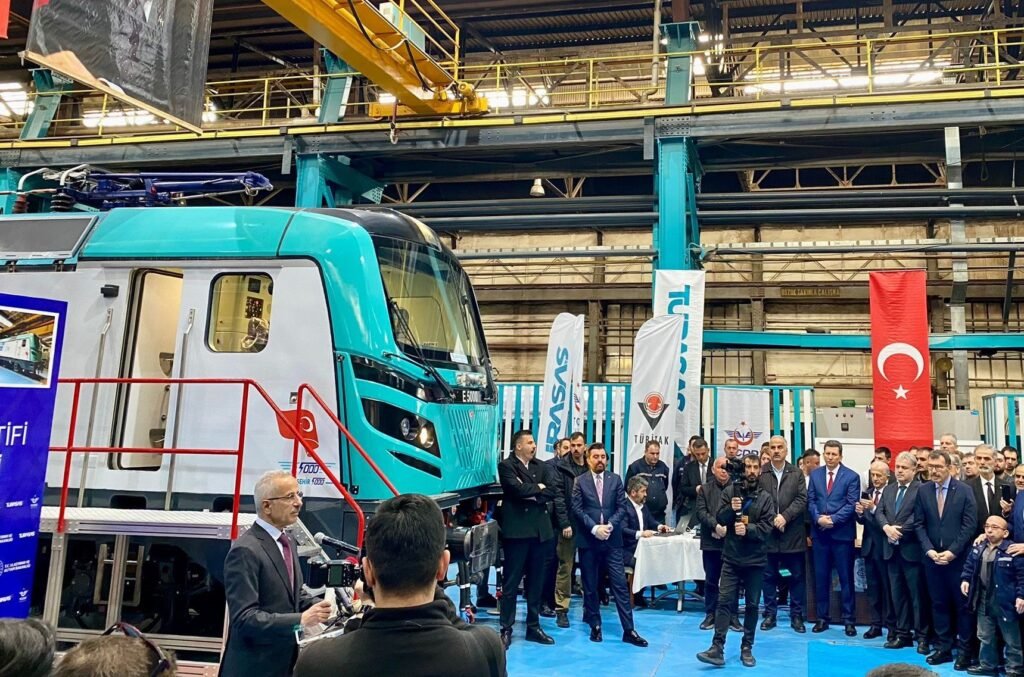 серійне виробництво електровозів